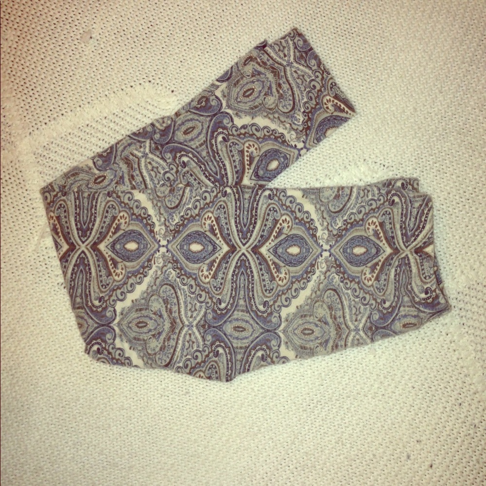 Blue leggings